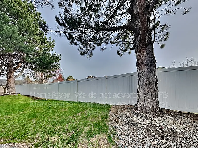 23017 E Colt Ln — Photo 24