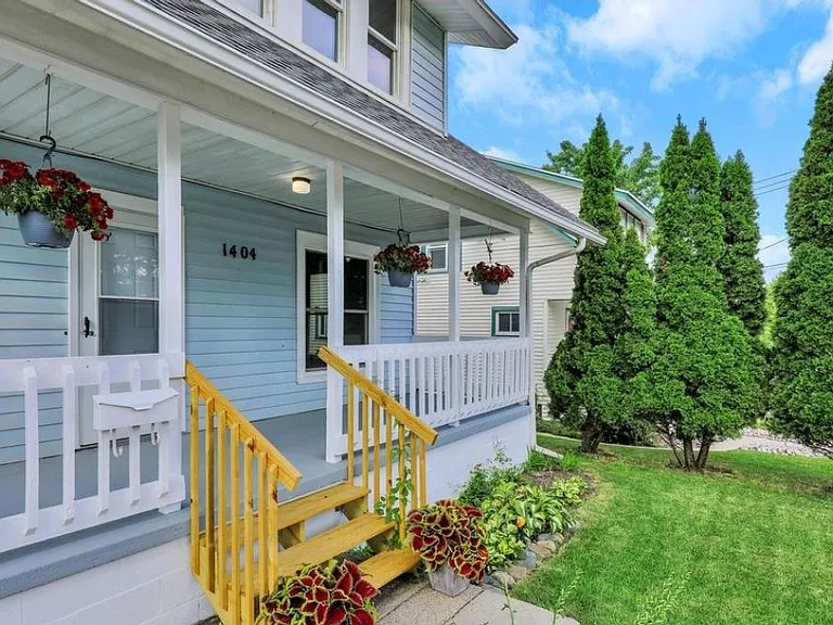 1404 Linval St — Photo 4