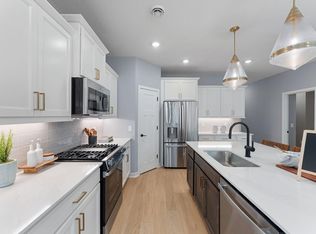 542 Tulare Ter, Newport, MN 55055