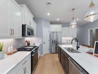 542 Tulare Ter, Newport, MN, 55055