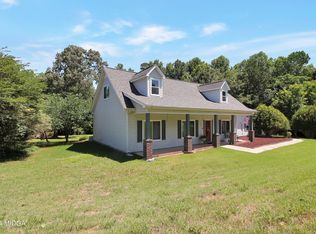 202 Cottonwood Ct, Jackson, GA 30233