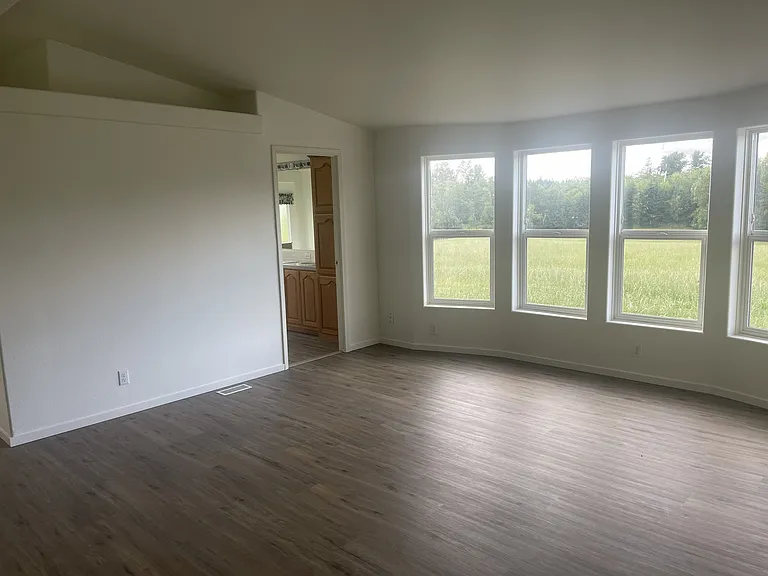 9810 Weidkamp Rd — Photo 3