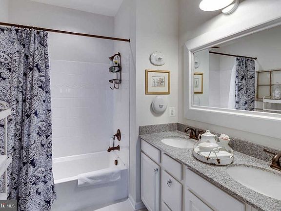 5th image of 14682 Links Pond Cir