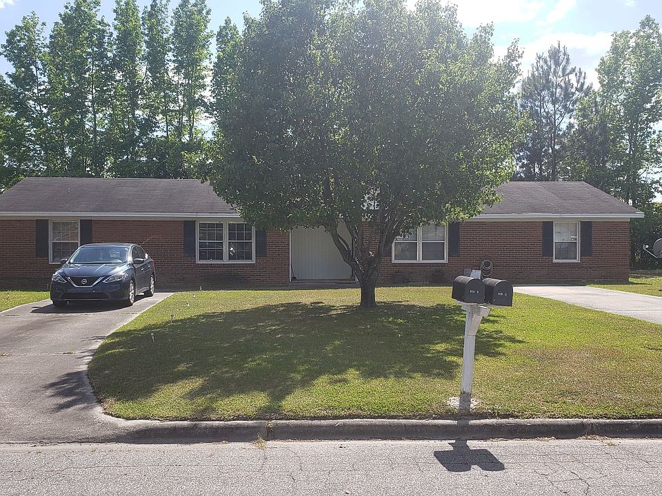 1st image of 107 Phillips Cir #B