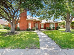 2710 Ridgeview Ln, Garland, TX 75044