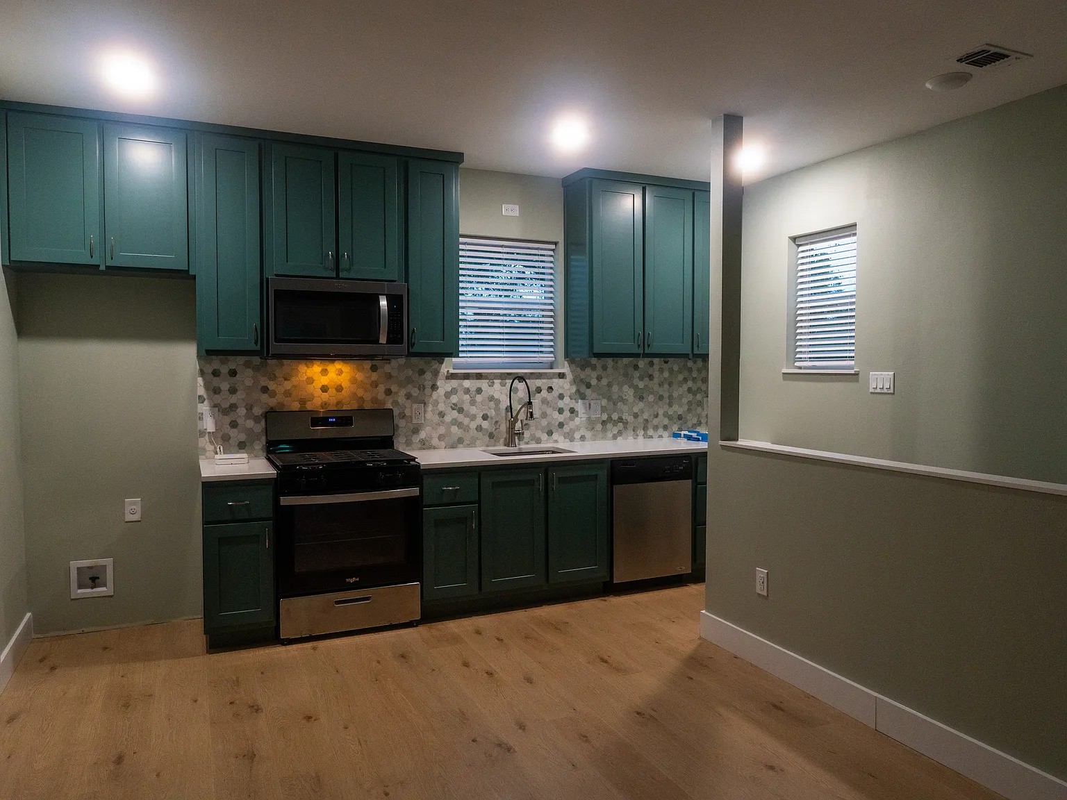 1 bed, 600 sqft, $1,200 — Photo 3