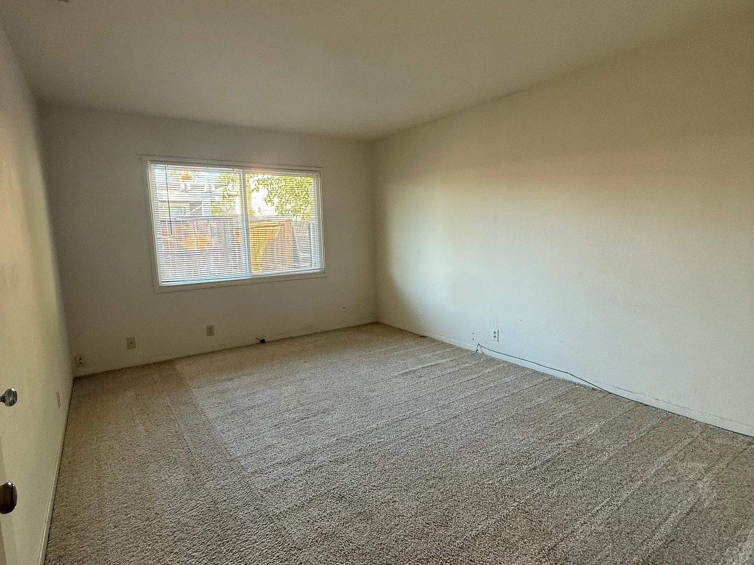2 bed, 1834 sqft, $2,000 — Photo 4