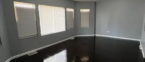 3rd image of 7516 S Wolcott Ave