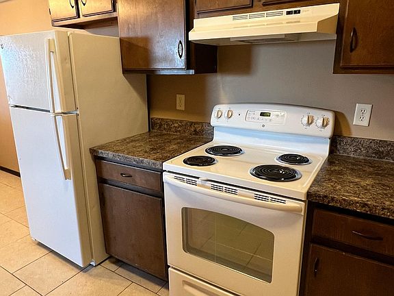 4th image of 1842 Knox St #11