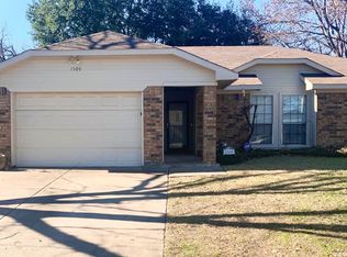 1509 Hunting Green Dr, Fort Worth, TX 76134