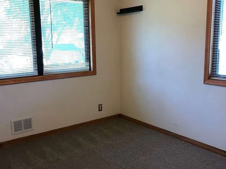 7639 Wright St — Photo 13