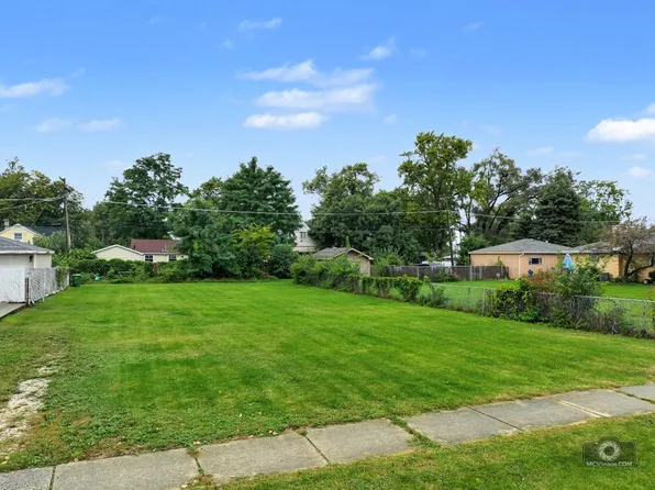 10008 Melvina Ave, Oak Lawn, IL 60453