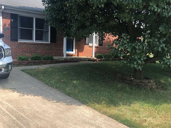 2nd image of 125 Lauren Dr
