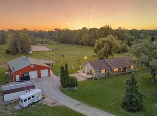 N4288 Green Valley Rd, Krakow, WI 54137