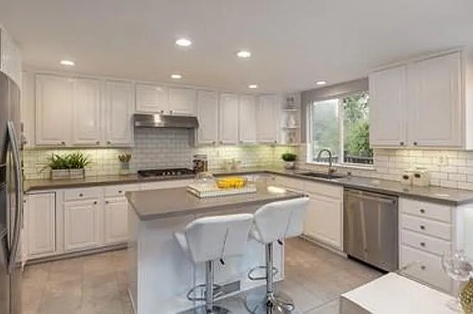 205 Bella Vista Ave — Photo 10