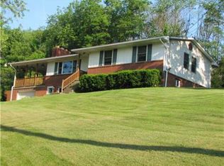 6 Matthews Spur Ext, Eighty Four, PA 15330