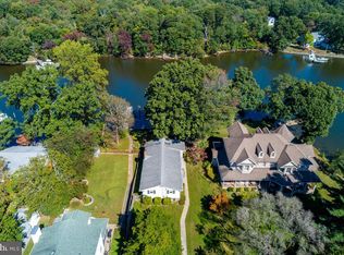 1872 Cedar Rd, Pasadena, MD 21122