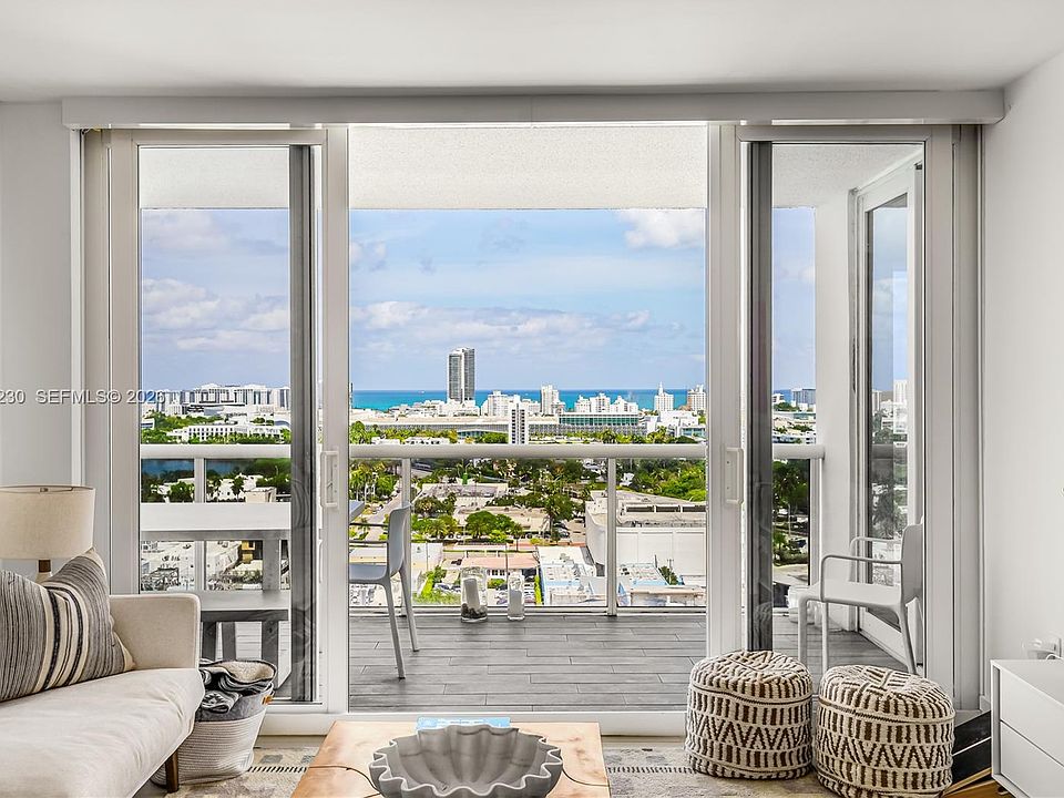 2nd image of 1800 Sunset Harbour Dr #2203