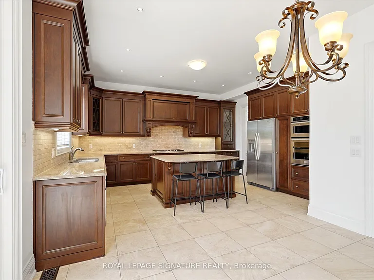 2359 Taylorwood Dr — Photo 18