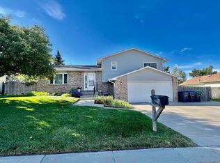 317 Custer St, Cheyenne, WY 82009