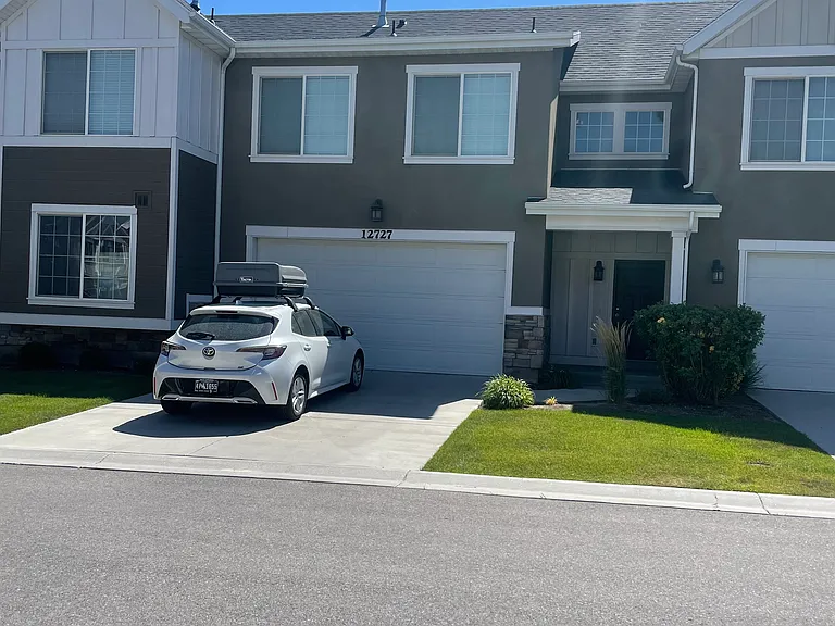 12727 Meadow Run Ct — Photo 1