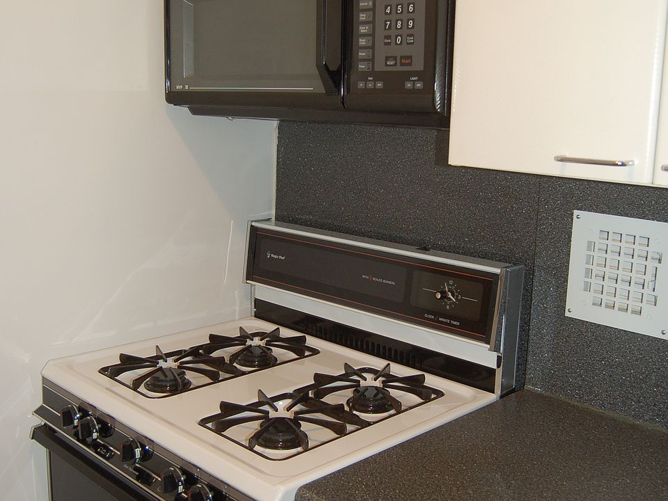 2nd image of 330 W 55th St APT 6J