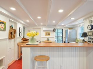 1150 Russells Mills Rd, Dartmouth, MA 02748