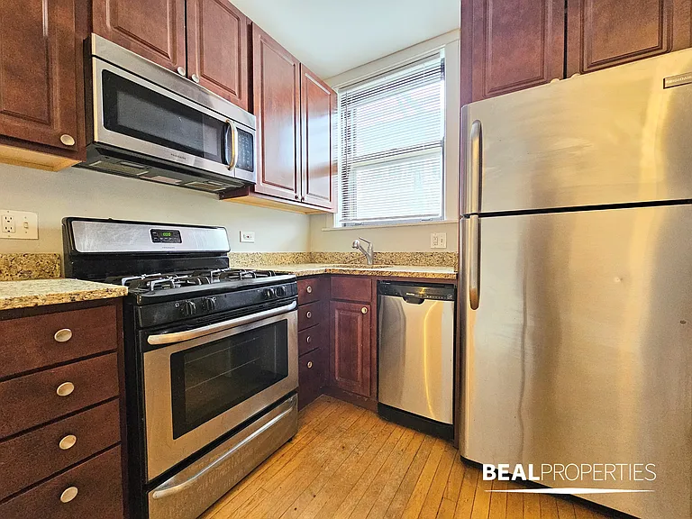 2100-2112 W. Ainslie-4908-4910 N. Hoyne Chicago, IL 60625 — Photo 34