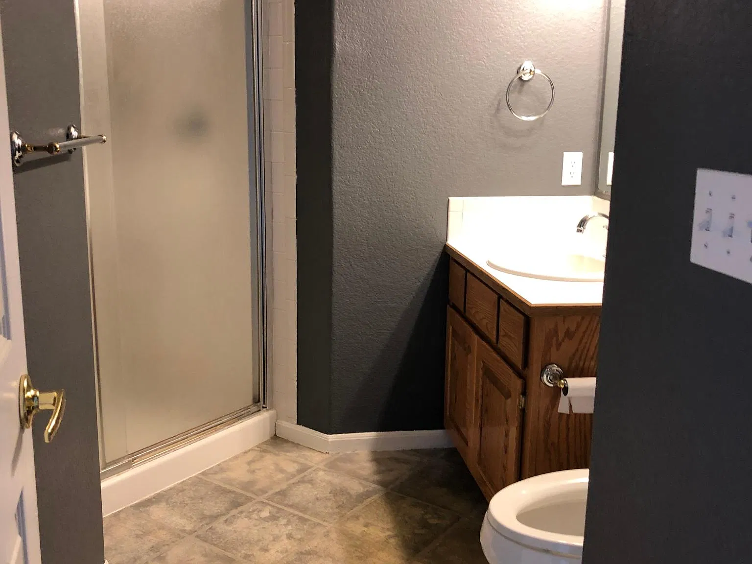3 bed, 2604 sqft, $2,700 — Photo 4