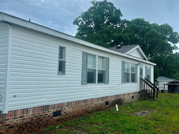 2189 Trout Avenue SW, Supply, NC 28462