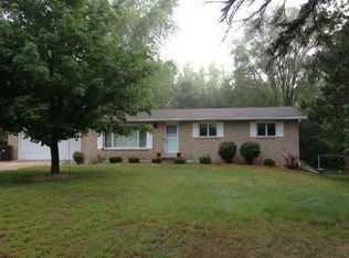 4912 Solomon Rd, Midland, MI 48640