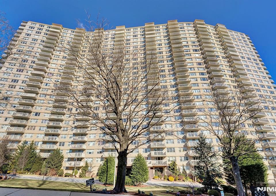 1st image of 555 North Ave APT 12A