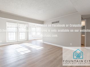 116 Crawford Plz, Liberty, MO 64068