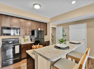 5390 W Broad St #9-107, Columbus, OH 43228