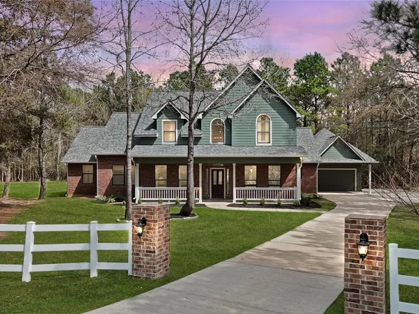 15552 Guinevere Ln, Montgomery, TX 77316