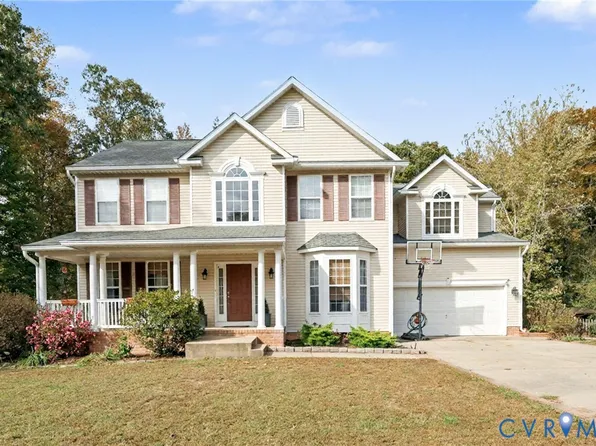 8261 Chase Ln, King George, VA 22485