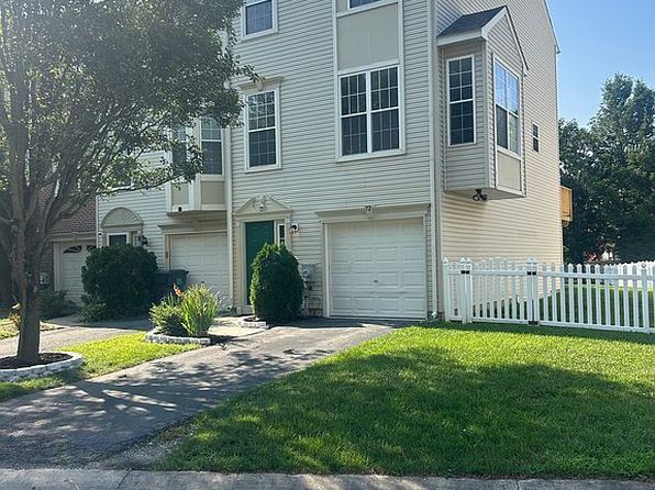 72 Mule Deer Ct
