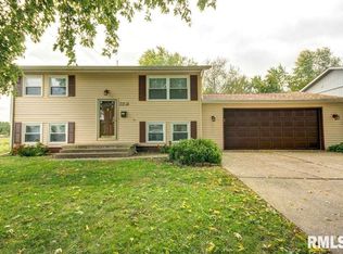 2628 Griffiths Ave, Springfield, IL 62702