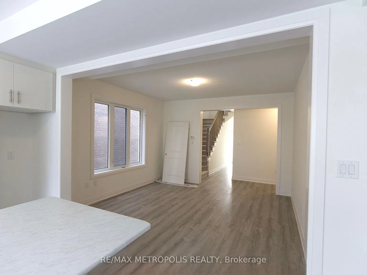 4 bed, $2,950 — Photo 3