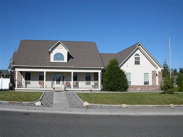 1st image of 1806 S Highlands Blvd