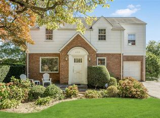 438 California Rd, Bronxville, NY 10708