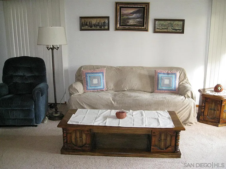 4211 Lafayette Pl — Photo 11