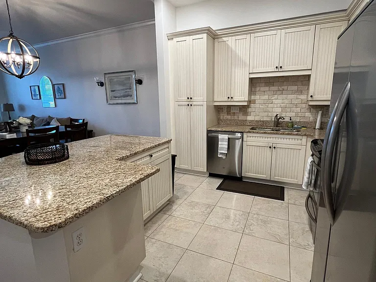 20 Waterfront Dr #123 — Photo 11
