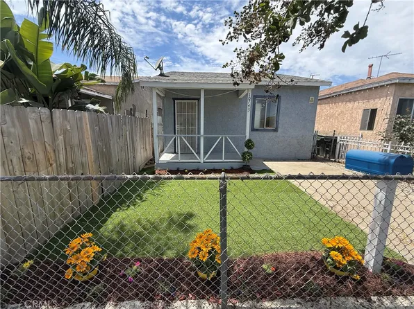 10743 Weigand Ave, Los Angeles, CA 90059