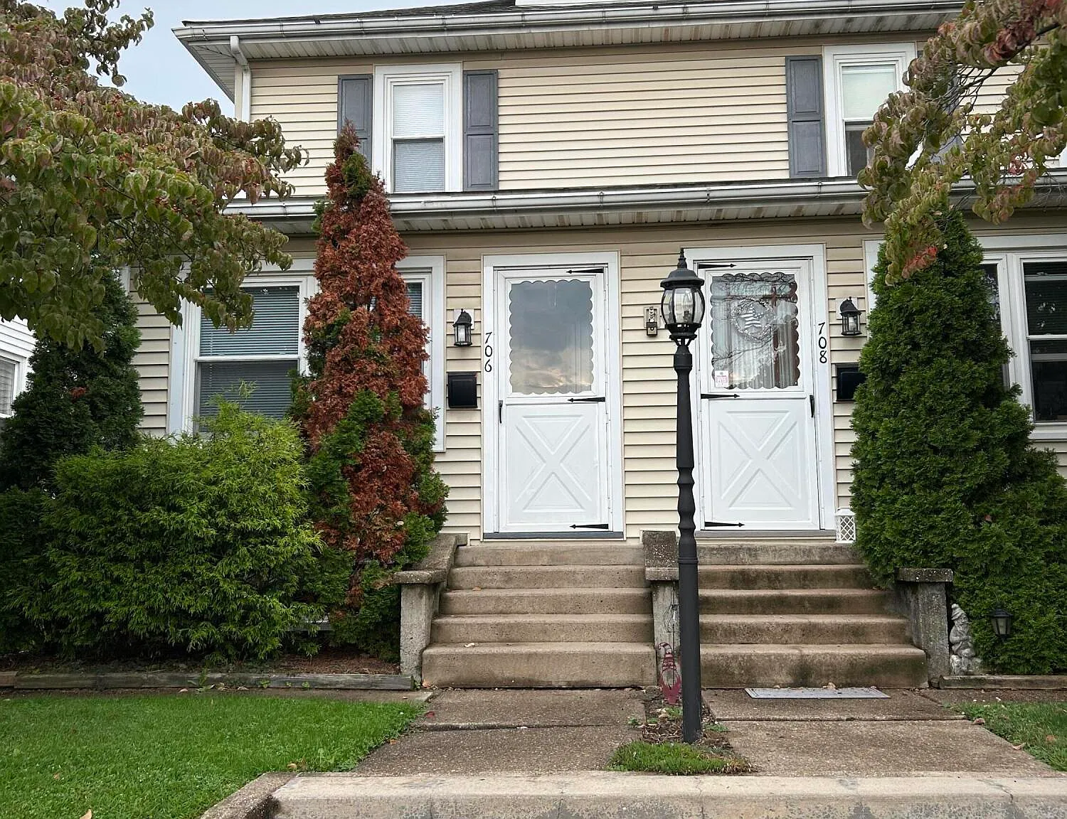 3 bed, 1500 sqft, $1,200 — Photo 1