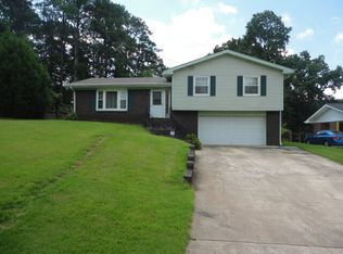 1417 Pennel Dr, Morrow, GA 30260