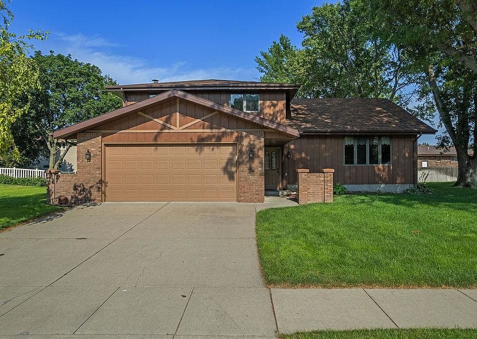 1st image of 3377 37th Ave