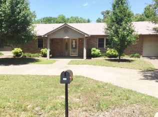 101 E Howard St, Roland, OK 74954