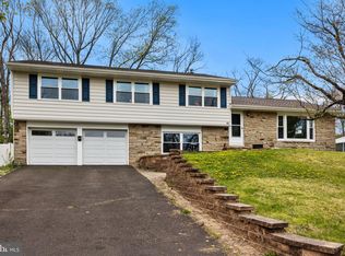 16 Rita Rd, Yardley, PA 19067
