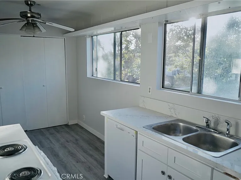 23232 Orange Ave #2 — Photo 28